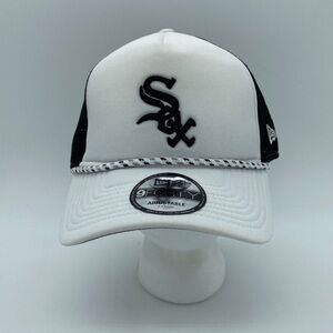 New Era Chicago White Sox Court Sport Foam Rope Trucker adjustable Hat